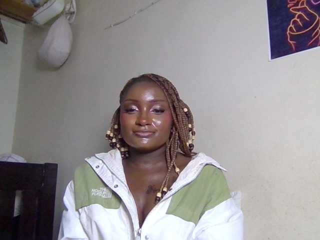 Kimzey live cam on BongaCams