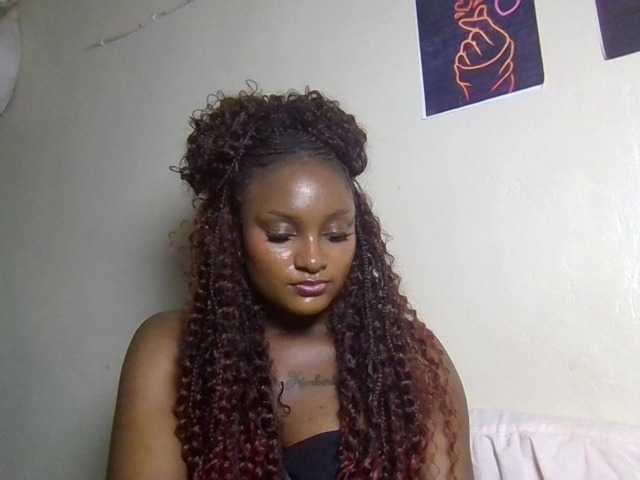 Kimzey live cam on BongaCams