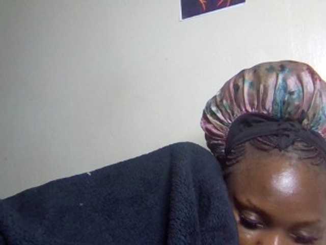 Kimzey live cam on BongaCams