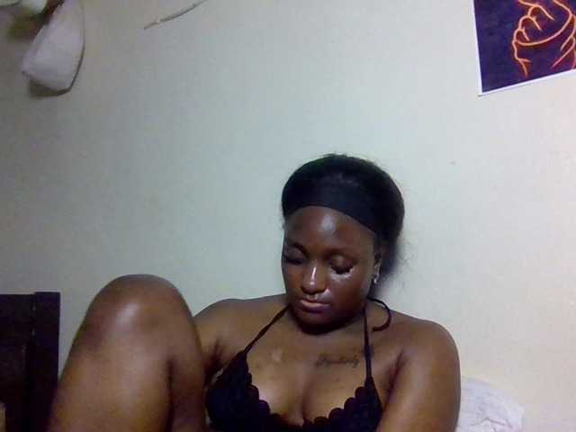 Kimzey live cam on BongaCams