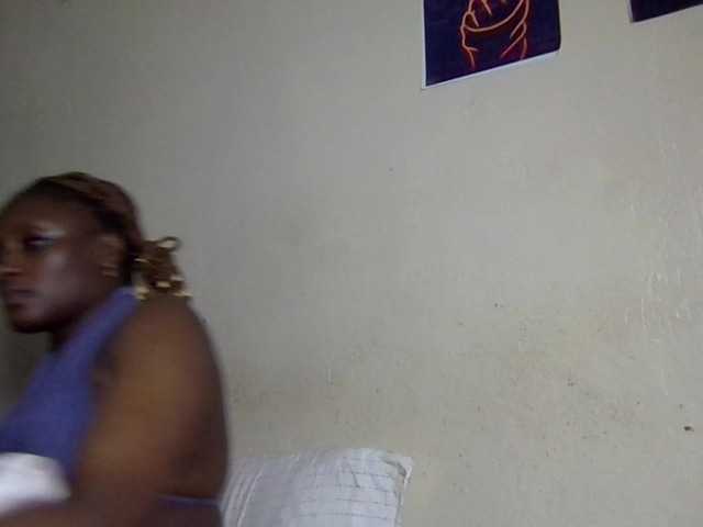 Kimzey live cam on BongaCams