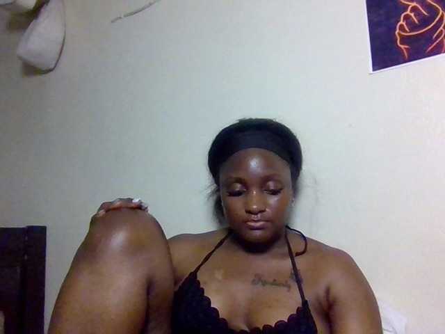 Kimzey live cam on BongaCams