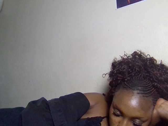 Kimzey live cam on BongaCams