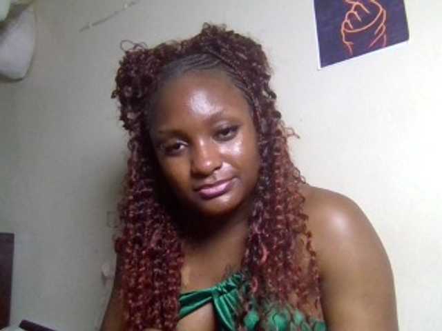 Kimzey live cam on BongaCams