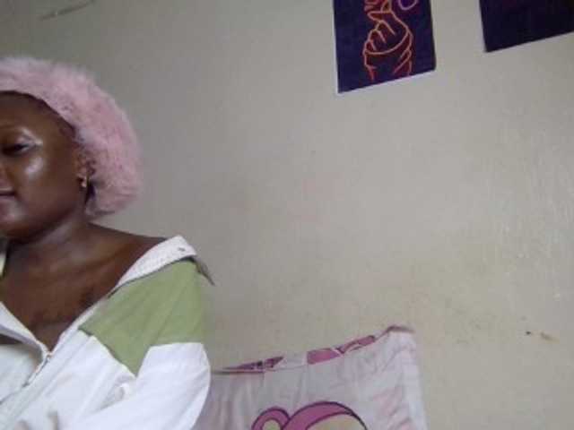 Kimzey live cam on BongaCams