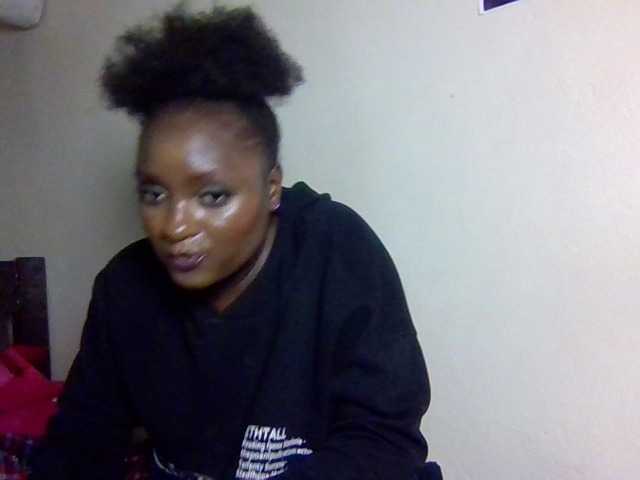 Kimzey live cam on BongaCams