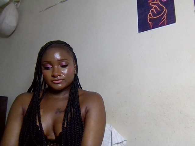 Kimzey live cam on BongaCams
