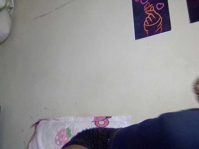 Kimzey live cam on BongaCams