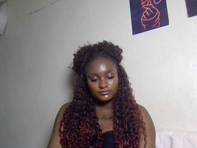 Kimzey live cam on BongaCams