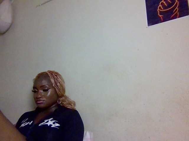 SweetKimmie live cam on BongaCams