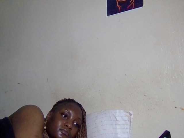 Kimzey live cam on BongaCams