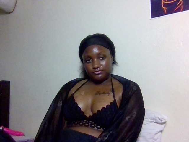 Kimzey live cam on BongaCams