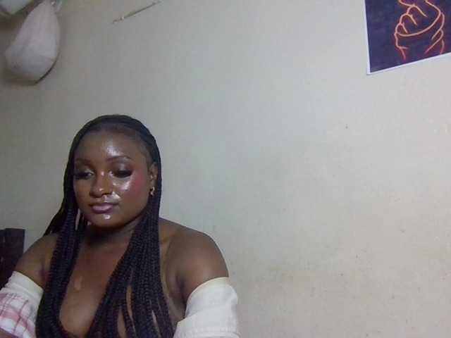 Kimzey live cam on BongaCams