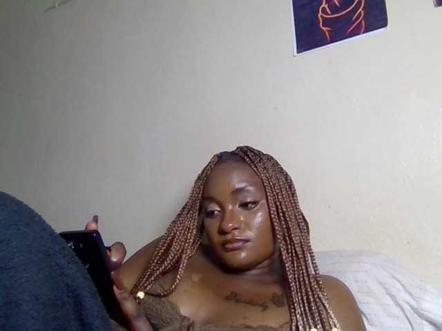 Kimzey live cam on BongaCams