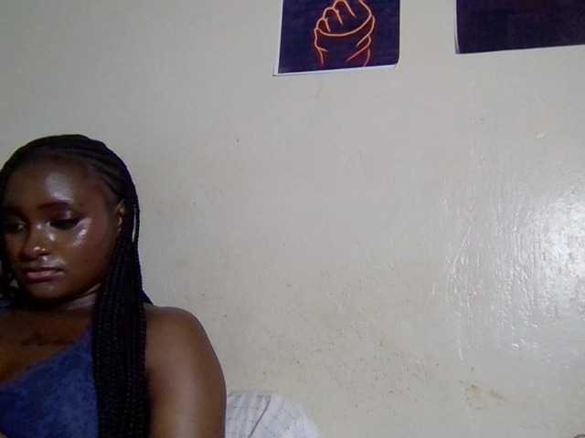 Kimzey live cam on BongaCams