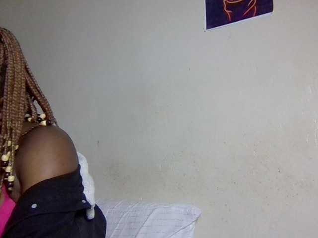 Kimzey live cam on BongaCams