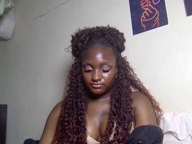 Kimzey live cam on BongaCams