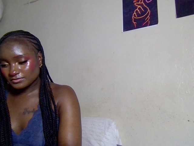 Kimzey live cam on BongaCams