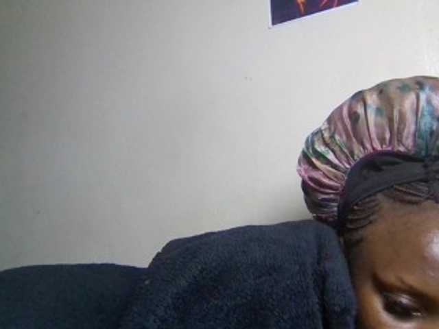 Kimzey live cam on BongaCams