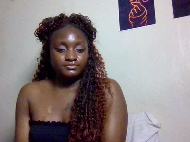 Kimzey live cam on BongaCams