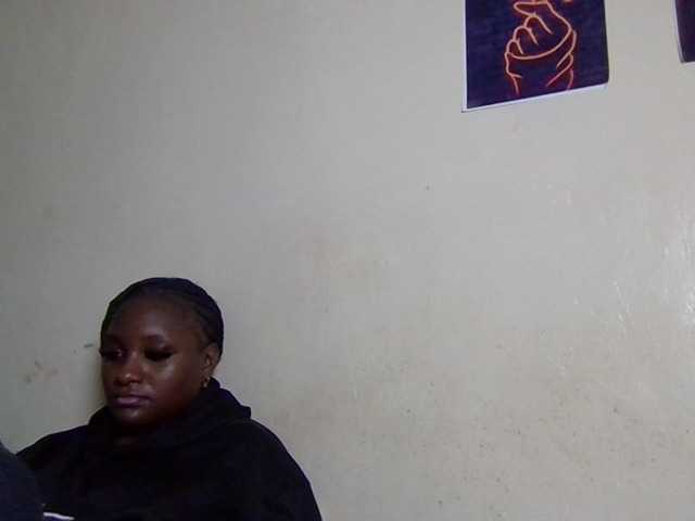 Kimzey live cam on BongaCams