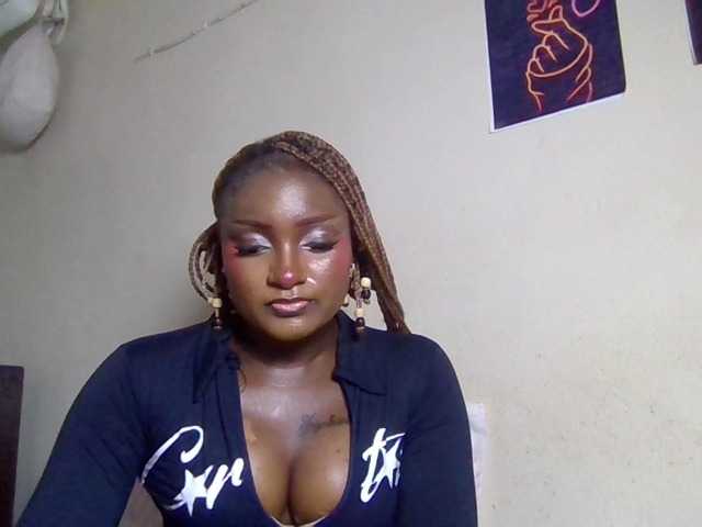 Kimzey live cam on BongaCams