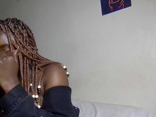 Kimzey live cam on BongaCams