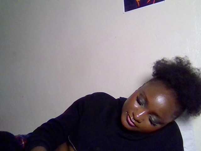 Kimzey live cam on BongaCams