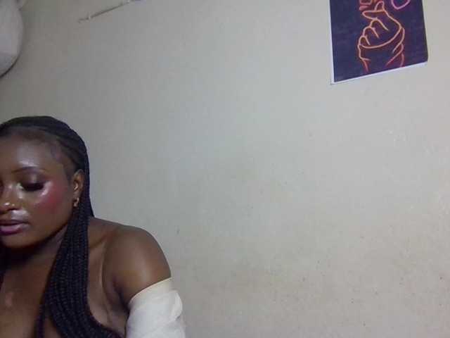 Kimzey live cam on BongaCams