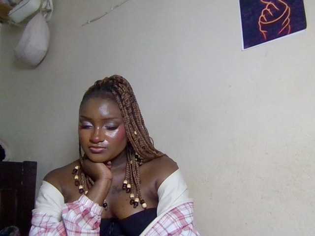 Kimzey live cam on BongaCams
