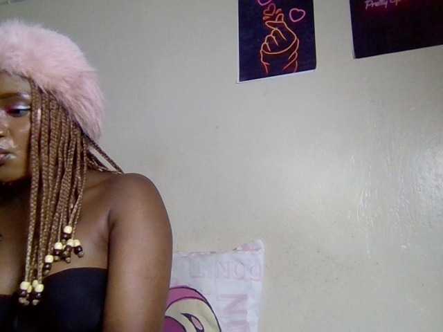 Kimzey live cam