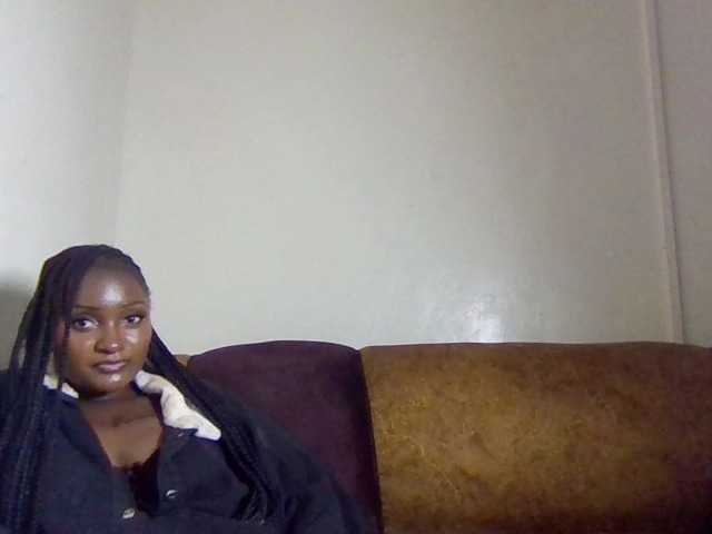 Kimzey live cam on BongaCams