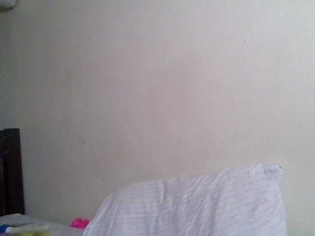 Kimzey live cam on BongaCams