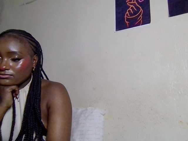 Kimzey live cam on BongaCams