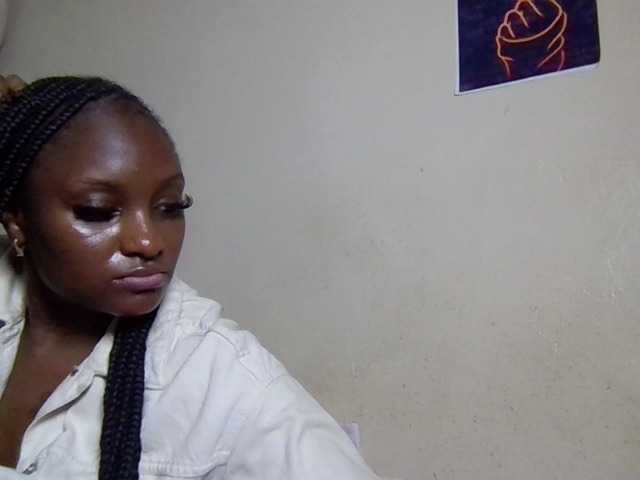 Kimzey live cam on BongaCams