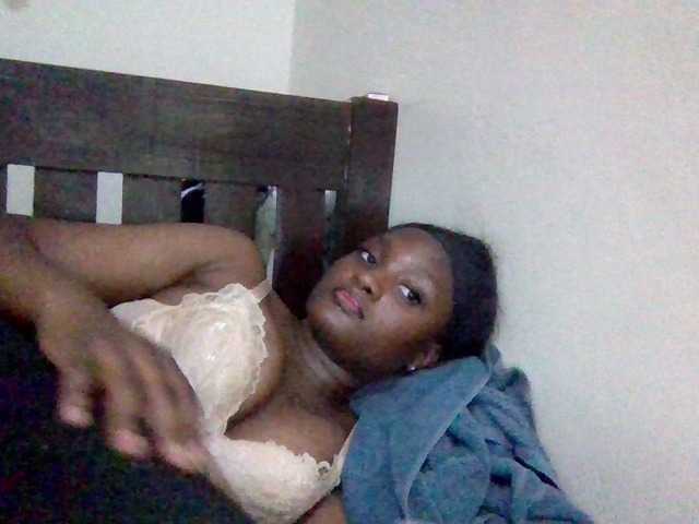 SweetKimmie webcam