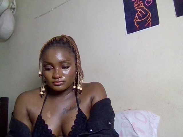 Kimzey live cam on BongaCams