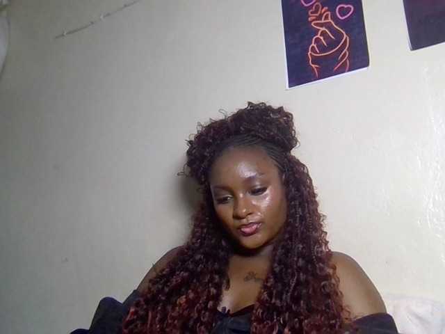 Kimzey live cam on BongaCams