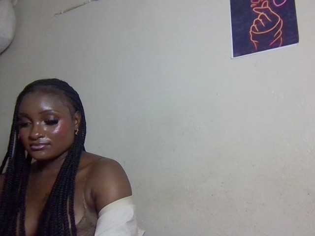 Kimzey live cam on BongaCams