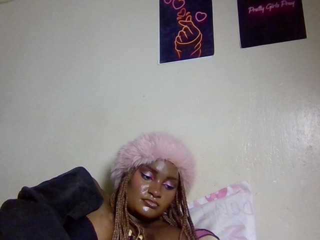 Kimzey live cam