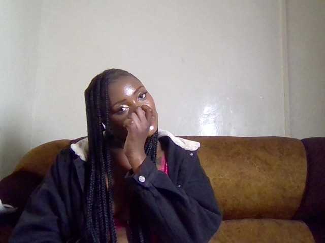 Kimzey live cam on BongaCams
