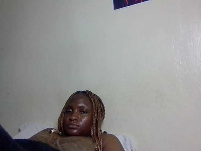Kimzey live cam on BongaCams