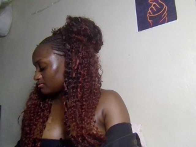 Kimzey live cam on BongaCams