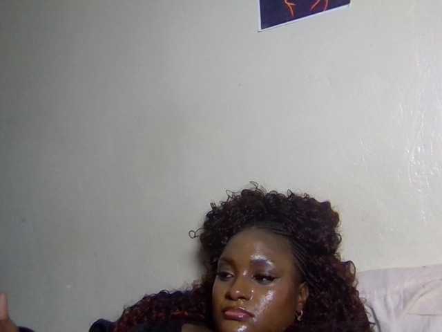 Kimzey live cam on BongaCams