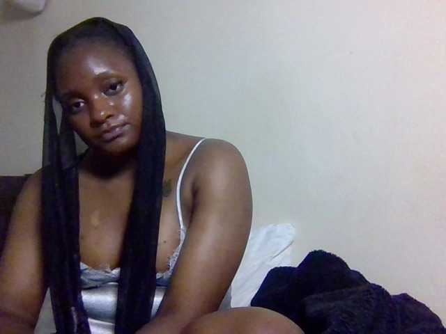 Kimzey live cam on BongaCams
