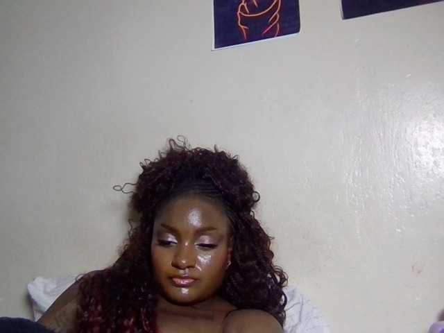 Kimzey live cam on BongaCams