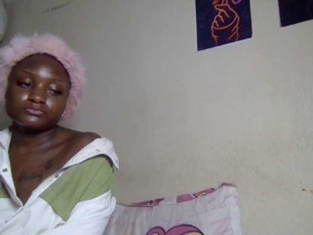 Kimzey live cam on BongaCams