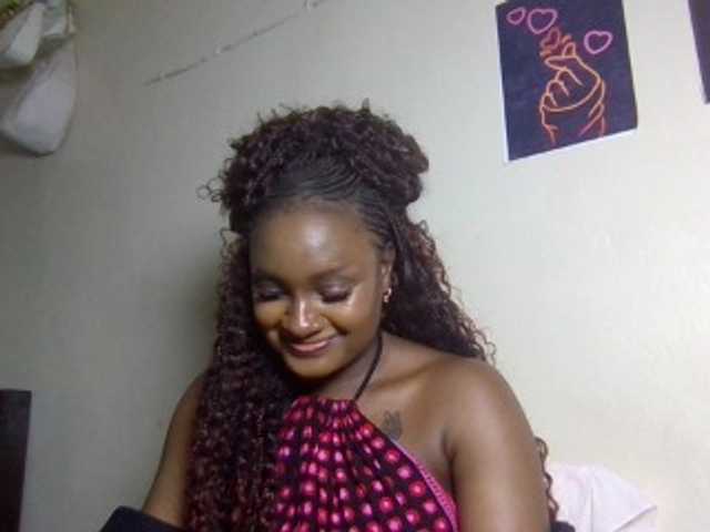 Kimzey live cam on BongaCams