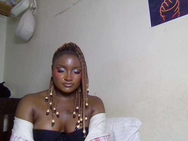 Kimzey live cam on BongaCams