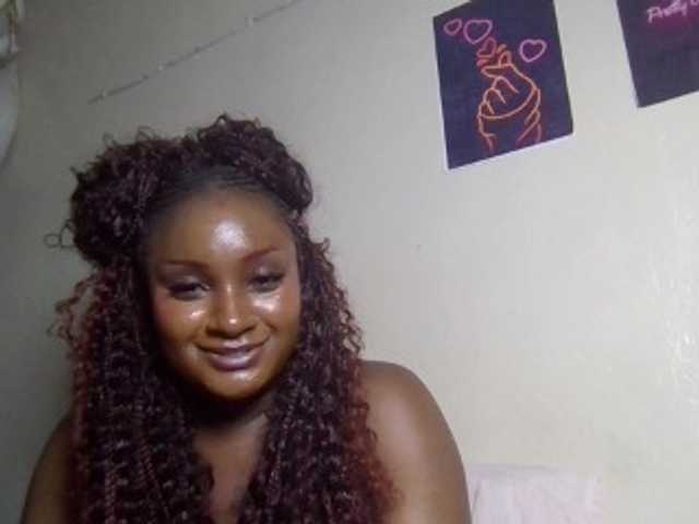 Kimzey live cam on BongaCams